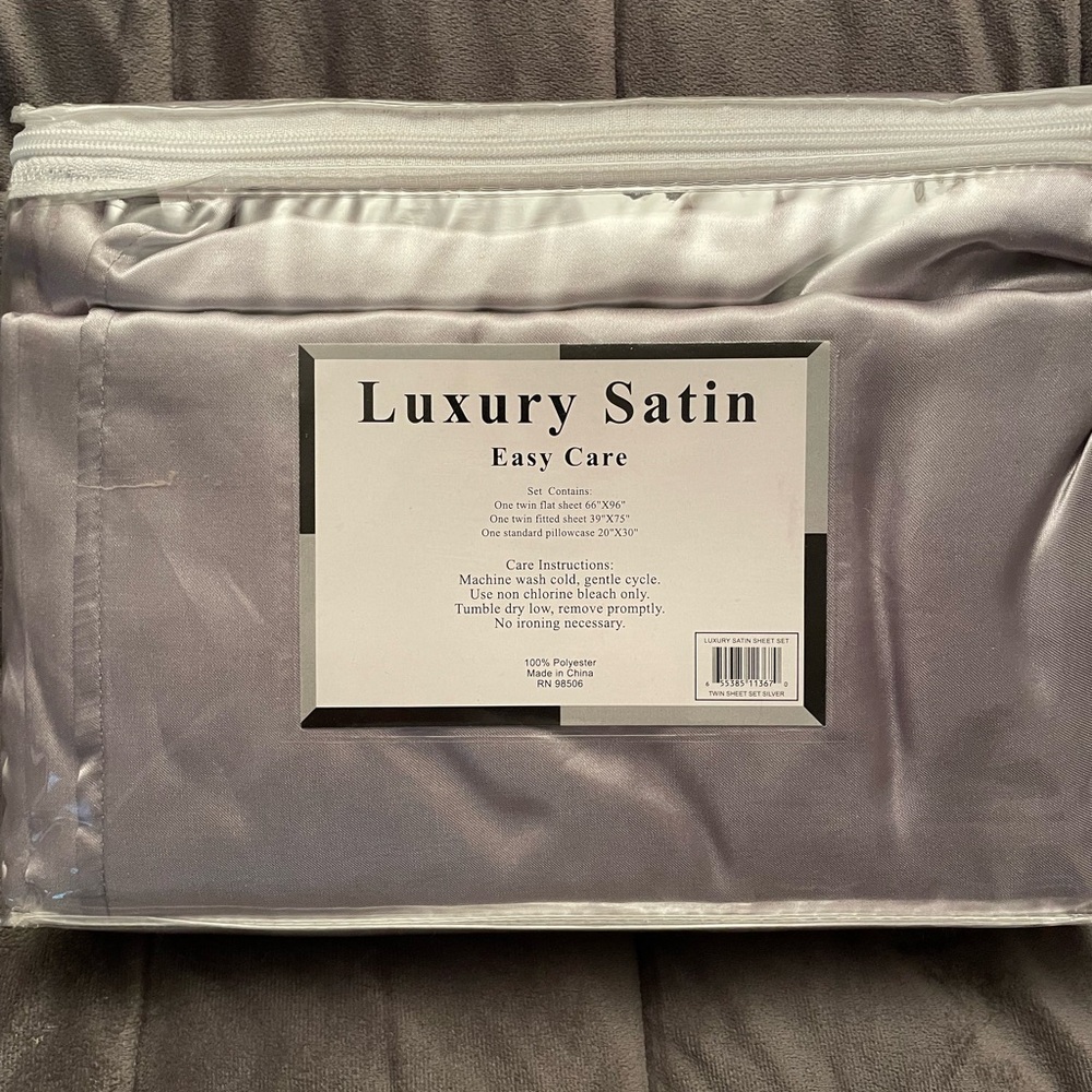 Luxury satin sleep in comfort twin sheet set-silver - Picture 3 of 5
